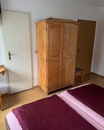 Apartamento Gaestehaus Elisabeth Bach