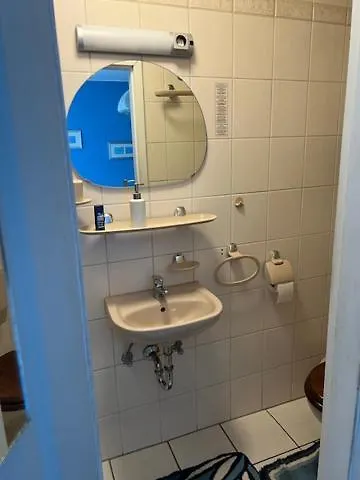 아파트 Gaestehaus Elisabeth Bach *